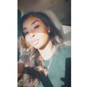 Meet your Posher, Jonnea